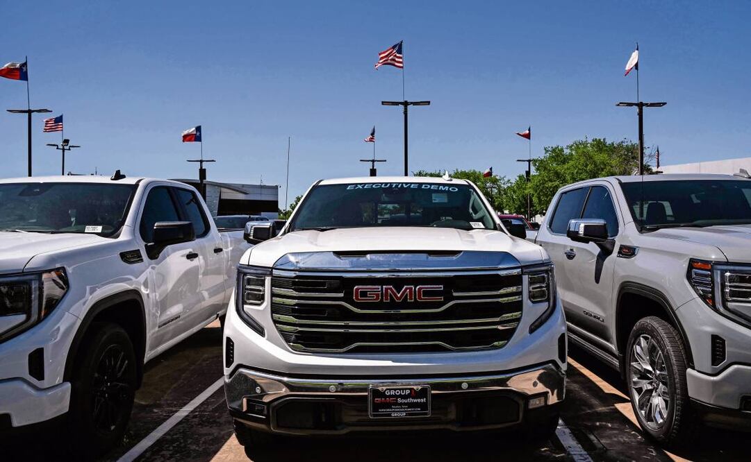 Las empresas automotrices deberán calcular qué porcentaje de un auto no fue producido en Estados Unidos. (17/04/2025) Foto: Ronaldo Schemidt | AFP