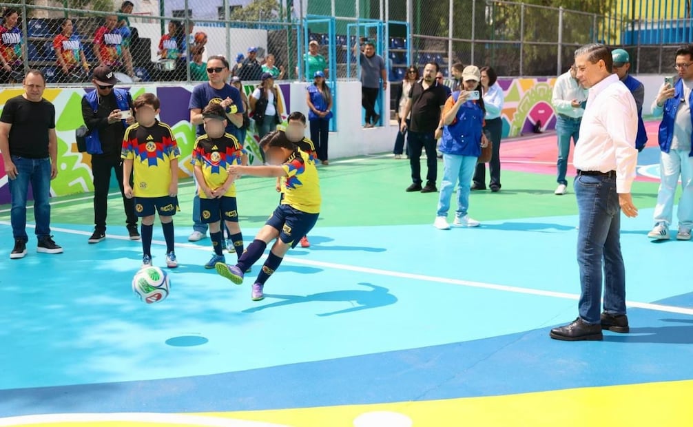 Alcalde de Coyoacán inaugura 5 canchas de futbol rápido. Foto: especial