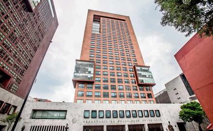 Gobierno federal inicia 2025 con mil 804 nuevos contratos