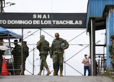 Tras motín en Ecuador, más de un centenar de presos están prófugos