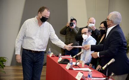 Ernesto Gándara se registra como precandidato a gobernador en la alianza “Va por Sonora”