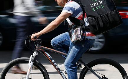 "Hartos" de la delincuencia, repartidores de aplicaciones se manifiestan en Paseo Tollocan