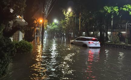 Intensas lluvias dejan afectaciones en 3 alcaldías en CDMX; reportan autos varados, inundaciones y problemas viales