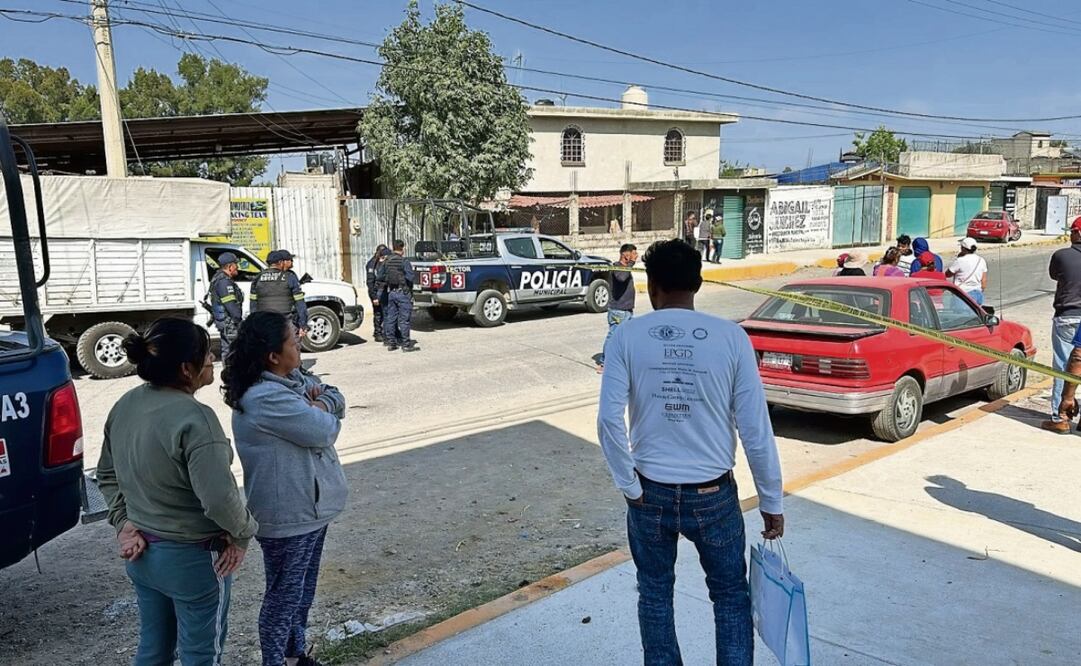 Los tripulantes de una camioneta eran perseguidos por un vehículo que
les dio alcance en San Pablo, donde los balearon, relataron pobladores. Foto: Especial