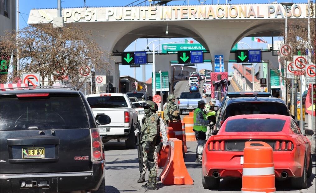 Guardia Nacional y Sedena instalan retenes en puentes internacionales de Ciudad Juárez. Foto: Paola Gamboa/EL UNIVERSAL