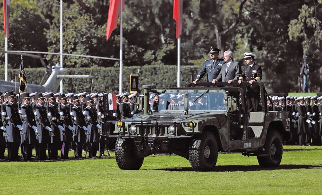 “The existing airport in Santa Lucía is owned by the military, which means that any construction, adjustment, or operation conducted therein will be operated by SEDENA.” - Photo: Berenice Fregoso/EL UNIVERSAL
