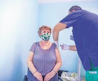 Hungría, el rebelde de la UE que vacuna con Sputnik V