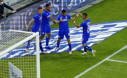 Cruz Azul vive una "peligrosa" transformación para el Clausura 2022