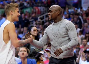 "Justin Bieber no es una niña", reconoce Floyd Mayweather