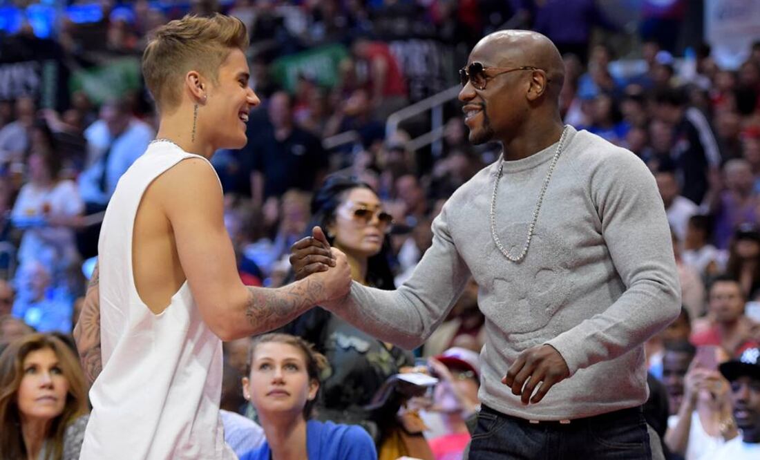 El cantante ha entrenado con el multicampeón de boxeo. (FOTO: Archivo EL UNIVERSAL)