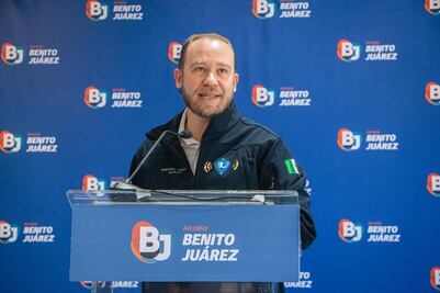 Taboada: acusaciones sobre Cártel Inmobiliario me hacen "lo que el viento a Juárez"