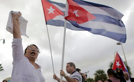 Exilio cubano convoca a concentración masiva tras muerte de Fidel Castro