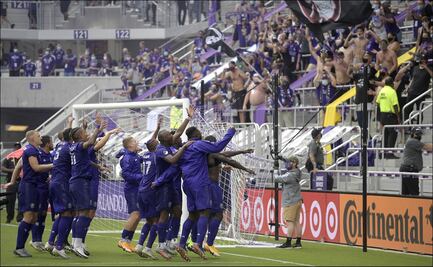 El eufórico festejo del Orlando City, tras su dramática victoria en los playoffs de la MLS