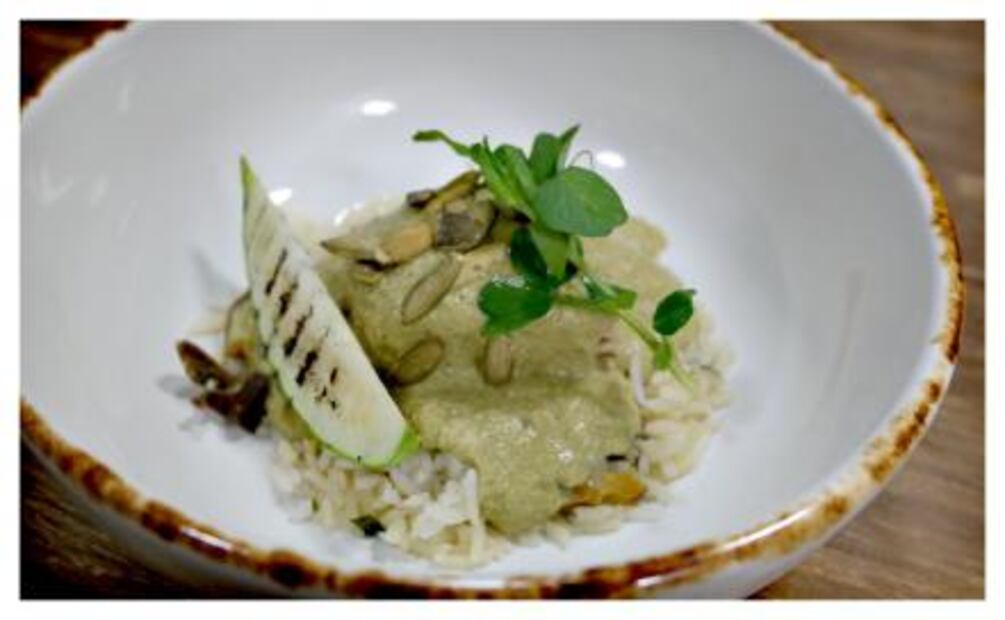 El restaurante Sotero, del chef Aquiles Chávez, celebró un año de vida