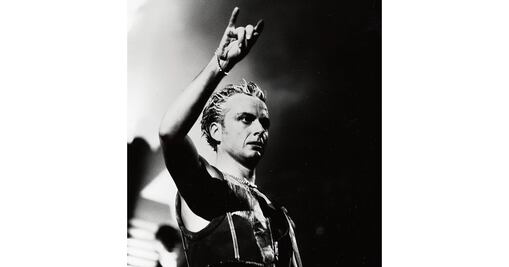 Rammstein pospone conciertos en México hasta 2021