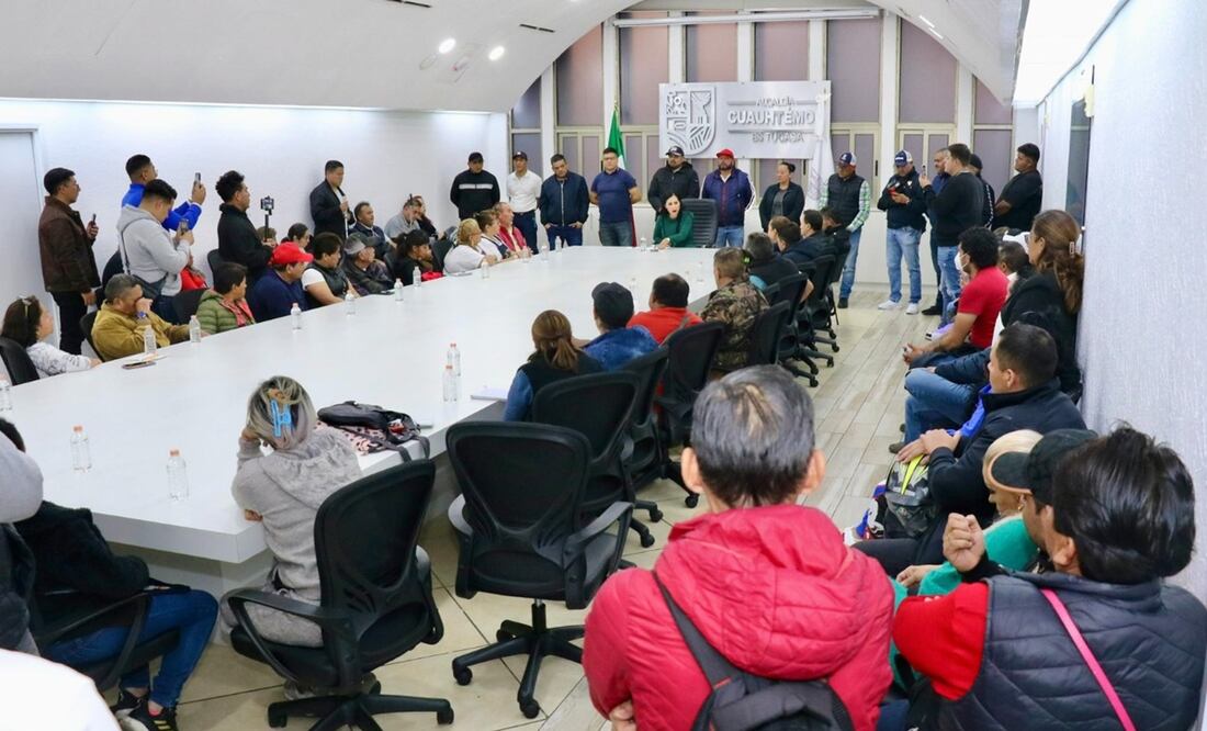 La edil sostuvo una reunión con comerciantes en vía pública, de mercados públicos, administradores de mercados, comerciantes de tianguis y de mercados sobre ruedas. Foto: Especial