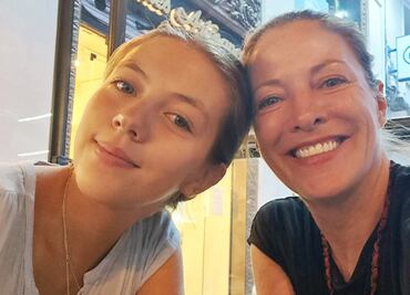 Andrea Noli, en Europa con su hija… y con el corazón lleno de “Chespirito”