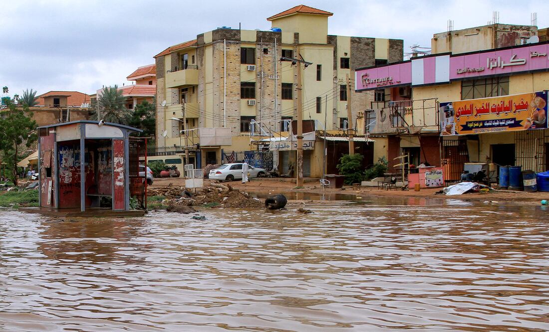 Las lluvias han golpeado con fuerza distintos puntos de Sudán, incluyendo Jartum, la capital. FOTO: EBRAHIM HAMID. AFP
