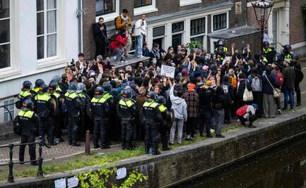 Más de 30 detenidos tras enfrentamientos en protesta propalestina en la Universidad de Ámsterdam