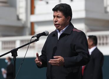 Perú alista ley para que los presos trabajen para sus gastos y "coman con el sudor de su frente"