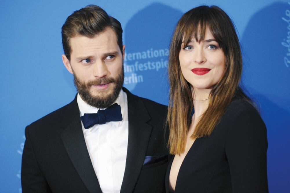 Jamie Dornan y Dakota Johnson, protagonistas de la historia, no acudieron a la ceremonia realizada en Los Ángeles (REUTERS)