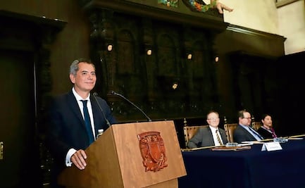 Edgar Amador quiere finanzas sanas para costear el bienestar