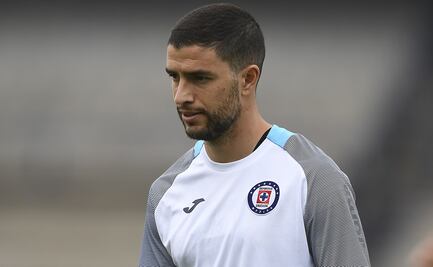 Mientras espera resolución, Rivero anota en amistoso de Cruz Azul