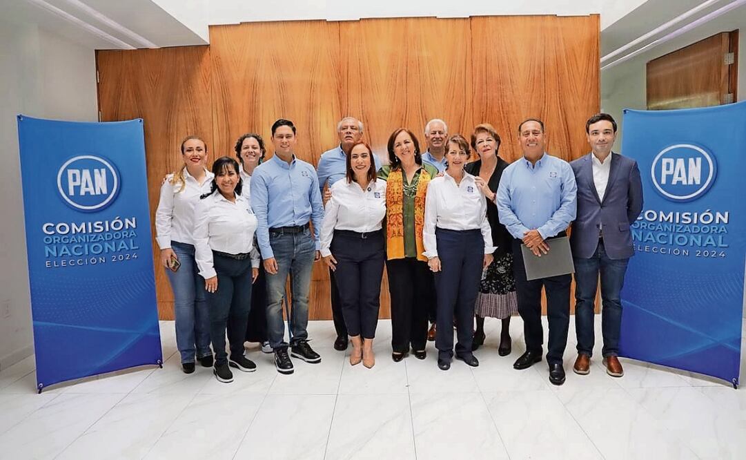 Adriana Dávila se registró como candidata a la presidencia panista ante la comisión organizadora de la elección en su partido. Foto: Especial