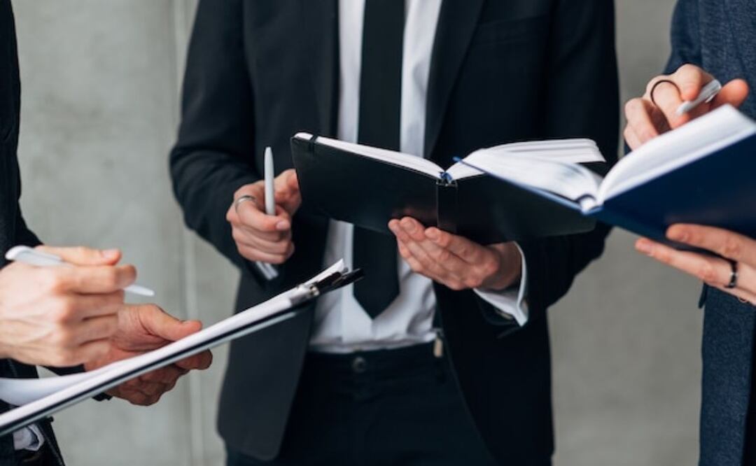 Las carreras ideales para personas analíticas y críticas. Fuente: Freepik.