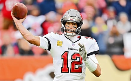 Tom Brady en ocasiones piensa que es “el peor mariscal de campo que ha jugado”