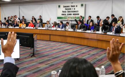 Después de una semana de bloqueos, sesionan comisiones para dictaminar Reforma Educativa