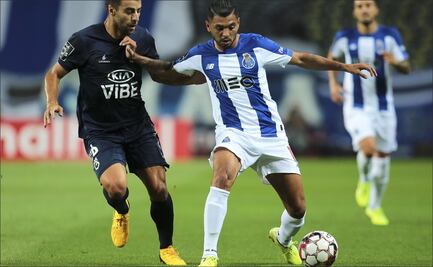 'Tecatito' Corona asiste en goleada del Porto al Belenenses