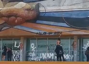 ¿Cuáles son los valores históricos detrás de los murales de Siqueiros que hoy fueron vandalizados?