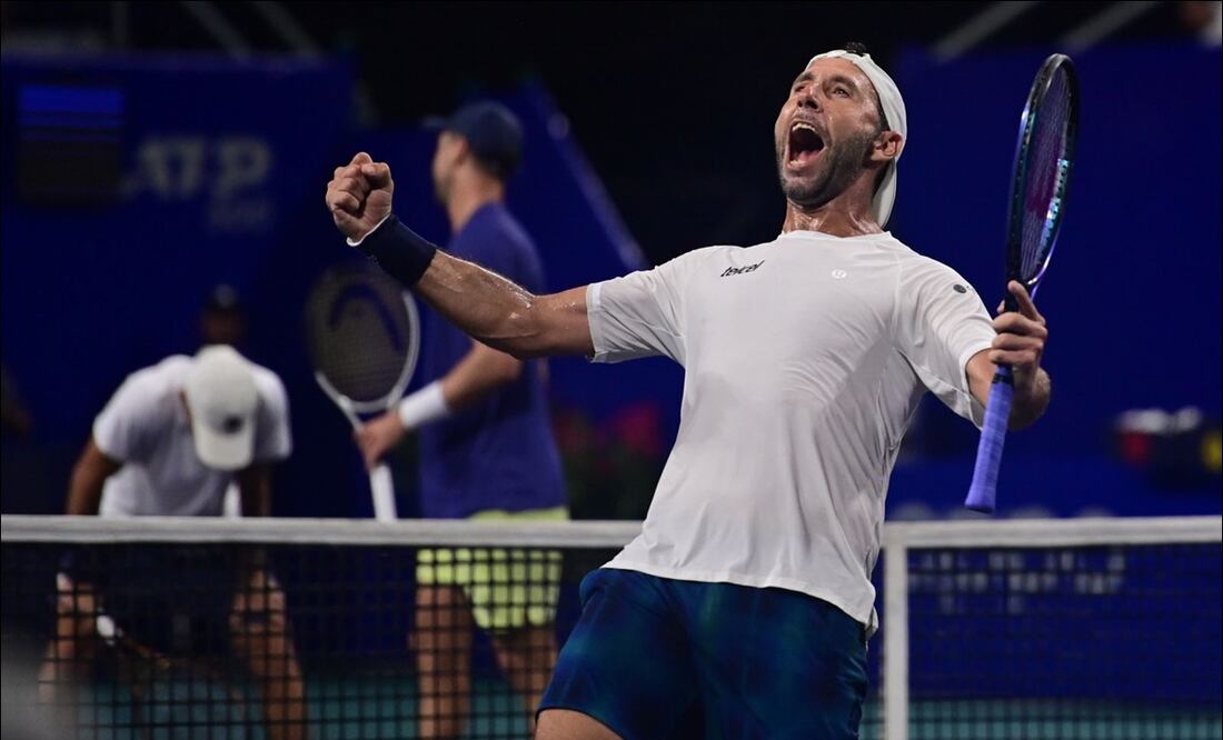 Santiago González envía mensaje de apoyo a Rodrigo Pacheco - Foto: Mextenis