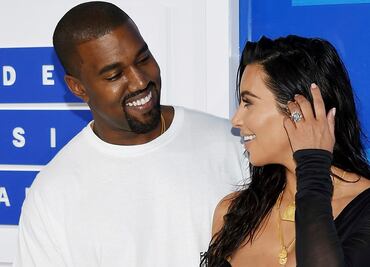 Kanye West pospone conciertos tras robo a Kim Kardashian