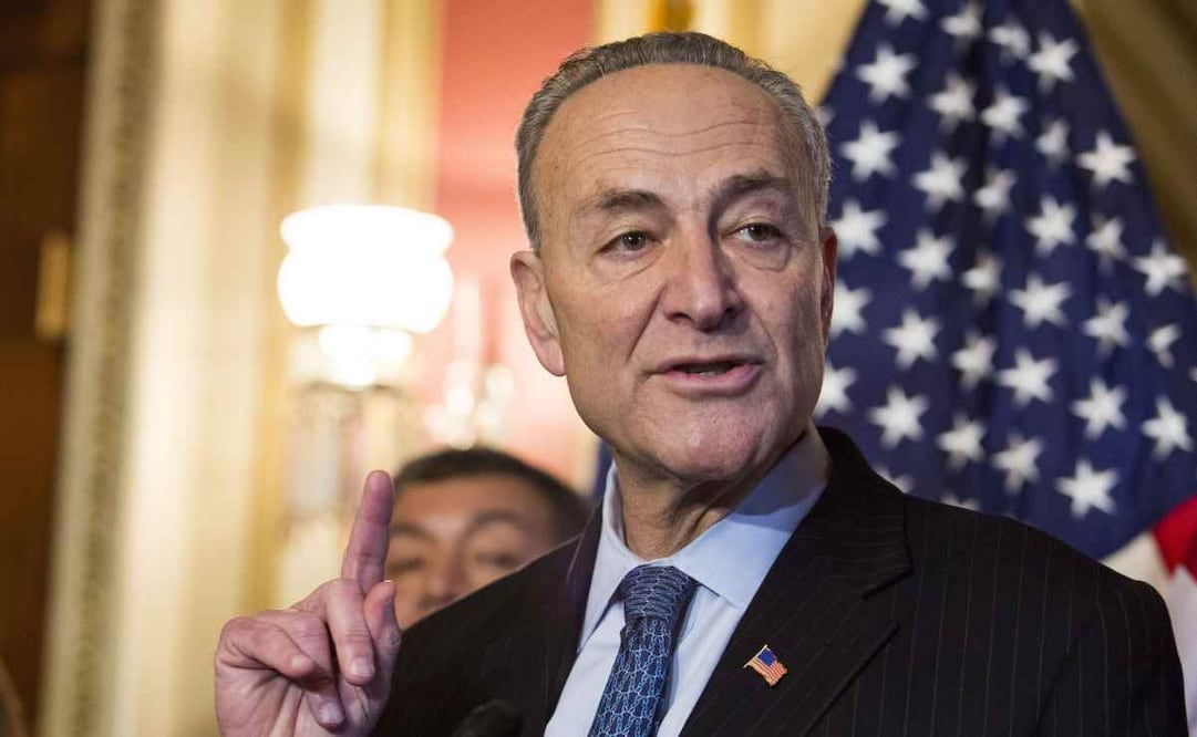 Chuck Schumer ha escuchado ideas y sugerencias de los donantes, según los cuales, la mejor manera en que el partido puede avanzar es si Biden no es el candidato. Foto: Especial