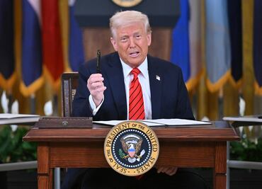 Trump anuncia aranceles del 25% a países que compren petróleo o gas de Venezuela; entrarán en vigor el 2 de abril