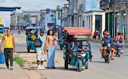 Cuba, a oscuras y bajo presión de la CIA