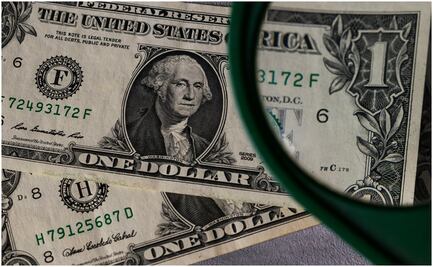 Dólar reporta su mayor precio en casi un mes