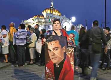 Cada tres segundos, una persona se despide de Juanga en Bellas Artes