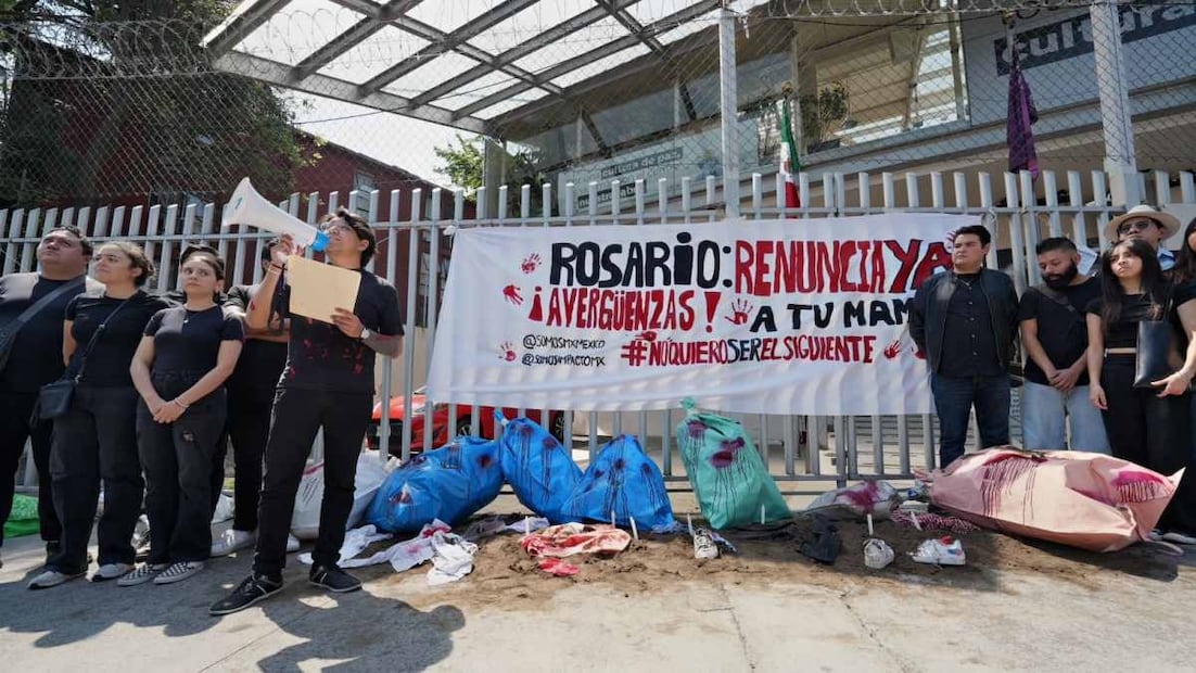 Manifestación contra Rosario Piedra, titular de la Comisión Nacional de Derechos Humanos (CNDH). Foto: Especial