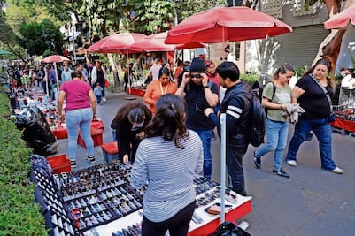 En la informalidad, 55.4% de mexicanos con un empleo