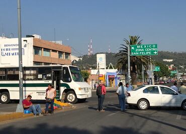Rebasan las 24 horas los bloqueos en aeropuerto y central camionera de Oaxaca
