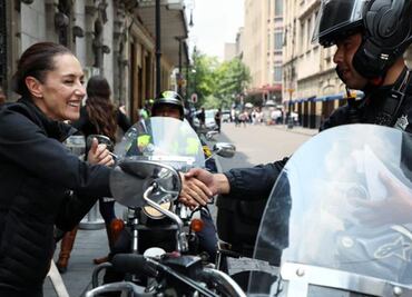Sheinbaum agradece a policía que la llevó en moto durante operativo por cierre parcial de Línea 1