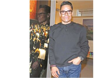 Toño Esquinca lleva su "Plan de vuelo" a más generaciones