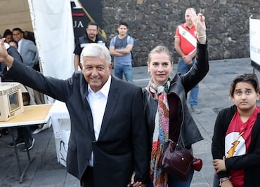 Jesús Ernesto, hijo menor de AMLO, se contagió de Covid-19