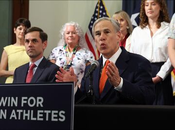 Texas prohíbe a las universitarias trans participar en los deportes de mujeres