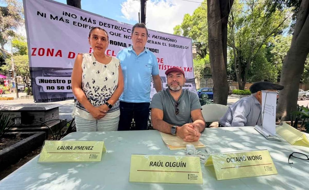 Mayela Delgadillo, habitante de la colonia, pidió la intervención de la jefa de Gobierno, Clara Brugada Molina. | Foto: Arturo Ordaz Díaz.