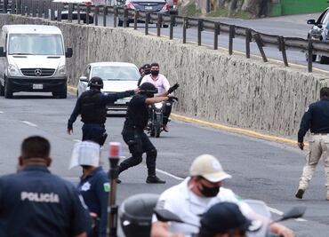 Impiden rodada de 300 motociclistas en Naucalpan