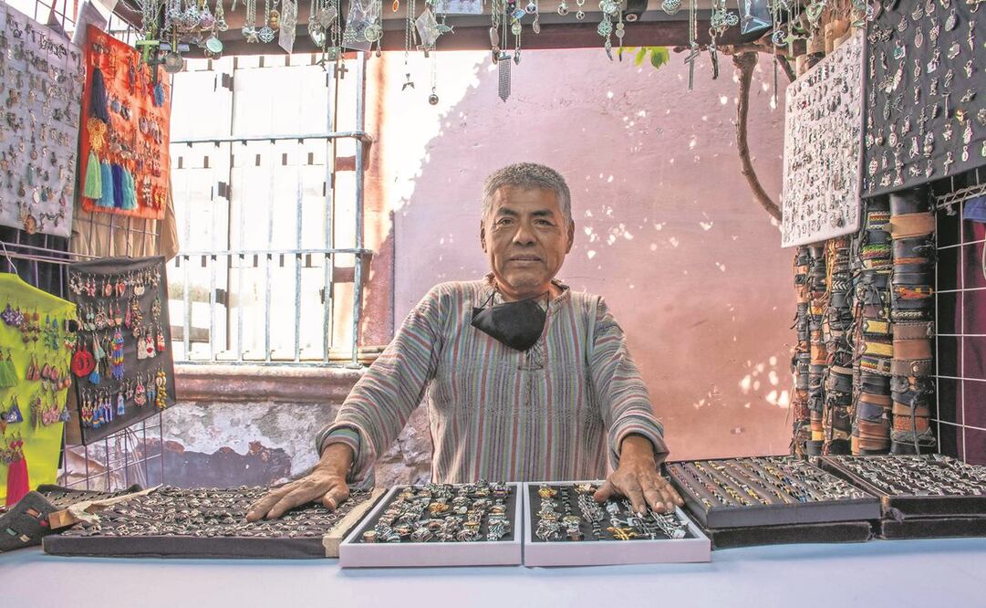 Prudencio Merino migró a la capital de Querétaro tres décadas atrás. Fotos: Mitzi Olvera. El Universal